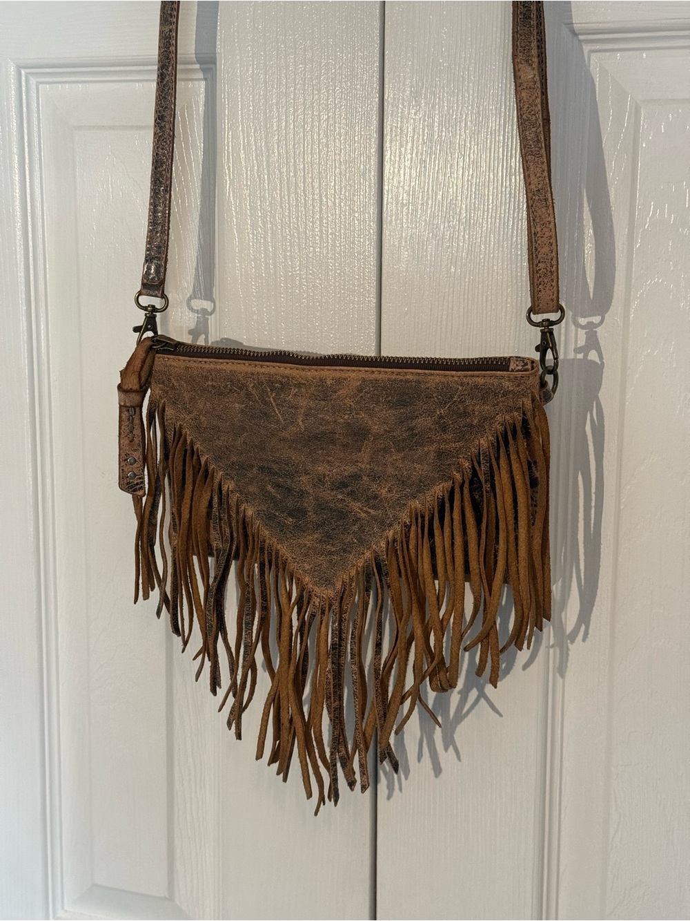 Fringe Leather Bag - Brown Distressed Leather Look — Bedstu